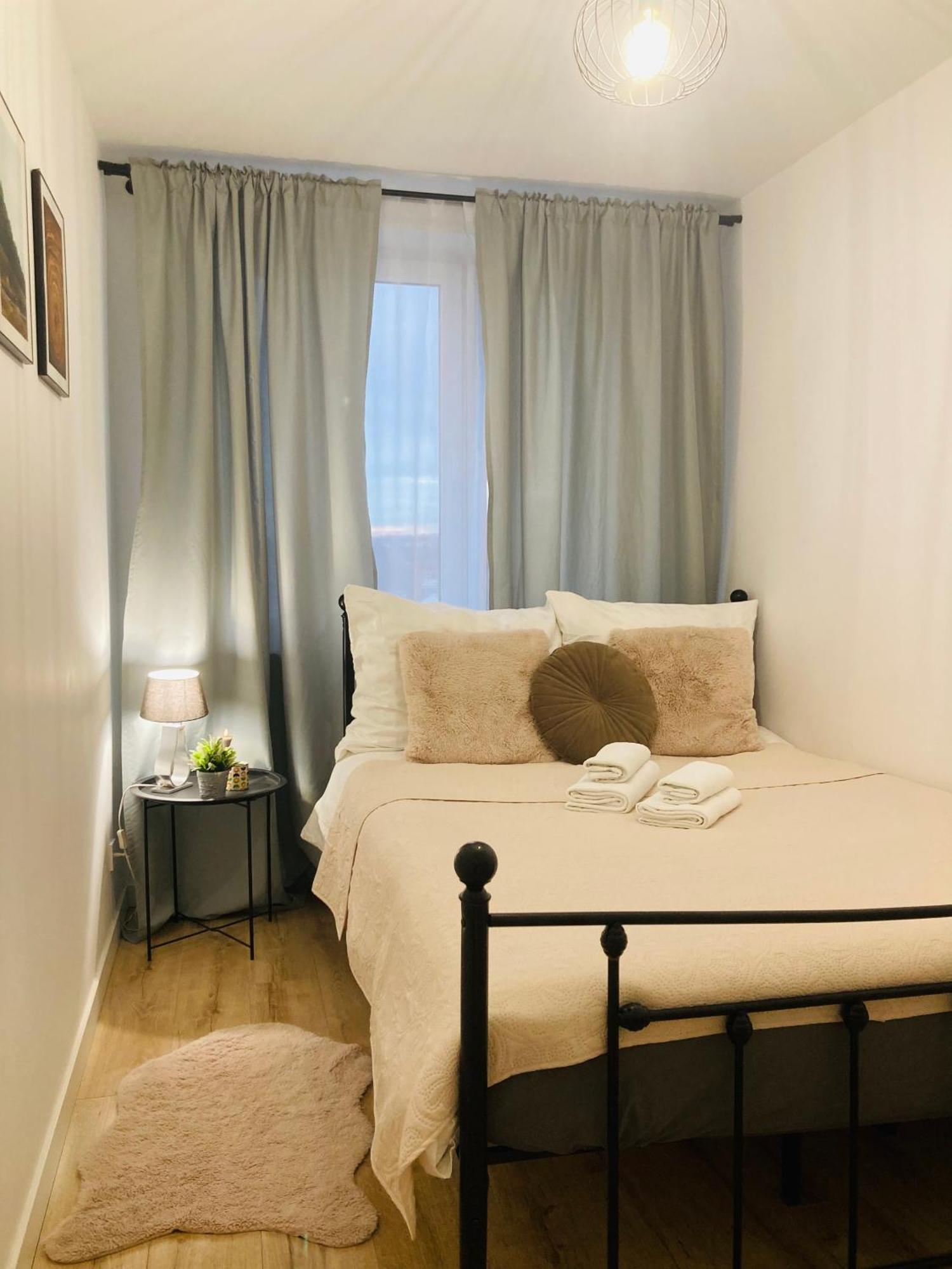 Apartament Lovely Space Rzeszów Extérieur photo